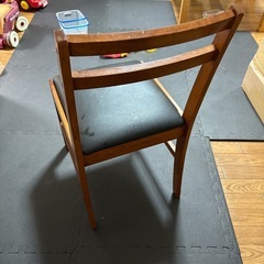 ダイニングチェア　二脚の画像