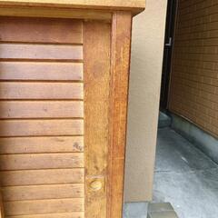棚、チェストの画像