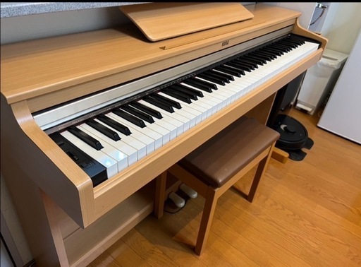 電子ピアノ　イス付き