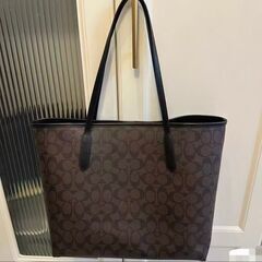 コーチ クラシック モデル トートバッグの画像