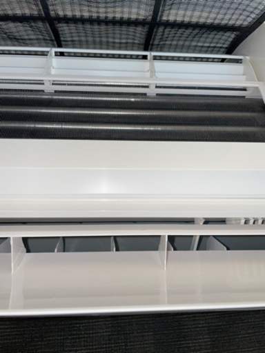 予約済み　　取付込み！　エアコン　2.5kw(6畳〜10畳、主に8畳) シャープ除菌イオンプラズマクラスター内蔵