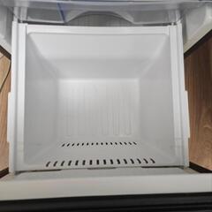 美品・別荘設置◆コンパクトハイアール冷蔵庫138L 配送お手伝い可の画像