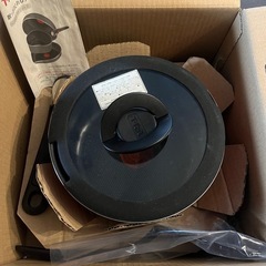 T-fal 取手の取れるフライパンセット
の画像