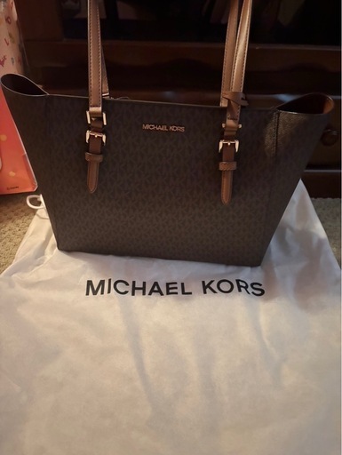 8、マイケルコース　トートバッグ