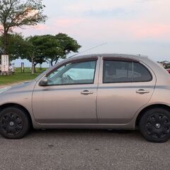 Nissan March の画像