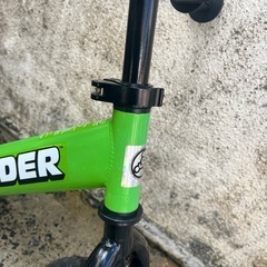 美品‼️12インチクラシックストライダーSTRIDER足蹴りトレーニングバイクバランスバイクスポーツ遊具自転車🍉プロフ必読  の画像
