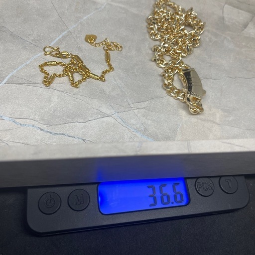 アクセサリー　2点セット　ネックレス　ブレスレット　ネックレスのみ刻印あり