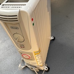 オイルヒーター　デロンギ　091521TEC　の画像