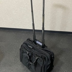 [サンワダイレクト] ビジネスキャリー ビジネスバッグ 機内持ち込み 横型 最大36L 15.6型PC対応の画像
