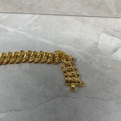アクセサリー　ブレスレット　916刻印　ゴールド　バングルレディースの画像