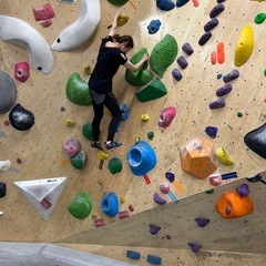 平日夜にゆるっとボルダリングしませんか？🧗‍♀️