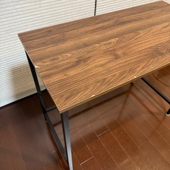 【差し上げます！】PCデスクの画像