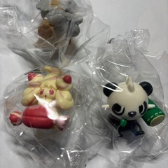 ポケモン りらくっしょん　おうちでリラックス マスコット6 マホイップ　ヤンチャム　カラカラ　3種セット　ガチャの画像