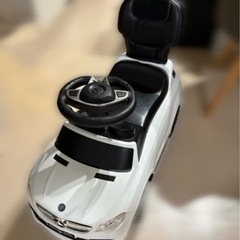 ベンツの乗り物玩具の画像