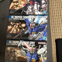 ガンプラHG3種類の画像