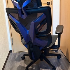 ニトリ ゲーミングチェアの画像