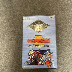 ガンダムのおもちゃセットの画像