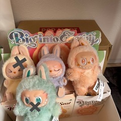 ⑤　ラブブ ぬいぐるみ残り2つ　 正規品 の画像