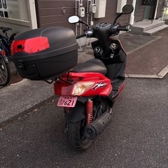ヤマハ シグナスX 原付バイクの画像