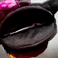 完売品 しまむら キティ コインケース ポーチ キーホルダー 小銭入れ ヒョウ柄の画像