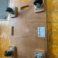 ほぼ新品‼️台車の画像