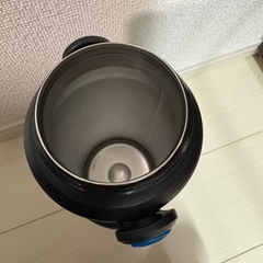 水筒の画像