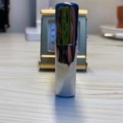 ZIPPOユニークな彫刻  の画像
