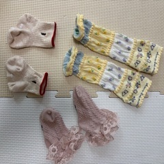 ベビー靴下（女の子用）とレッグカバーの画像