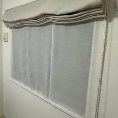 カーテンの画像