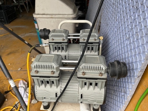 中古エアーコンプレッサー