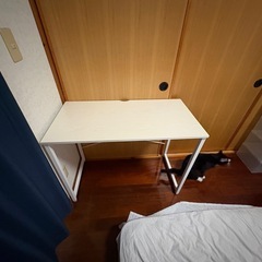 シューズボックス/机の画像