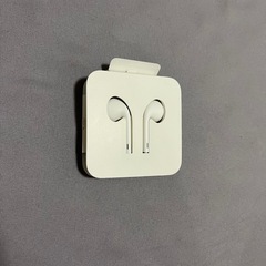 アップル　正規　有線　イヤホンの画像