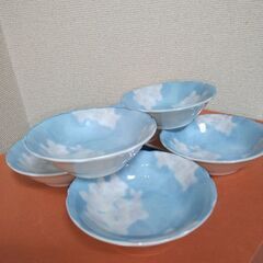 ①美品おでん銅鍋両手鍋 約25×30㎝ ②有田焼　雪峰窯紫陽花の淡水色の小鉢6客の画像