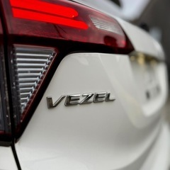 🚗 ホンダ ヴェゼル ハイブリッド Z ホンダセンシングの画像