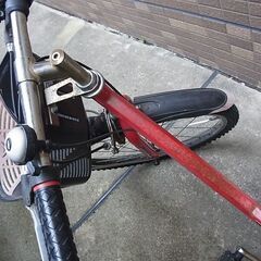 （相談中）子ども用自転車（22インチ）マウンテンバイク 赤の画像