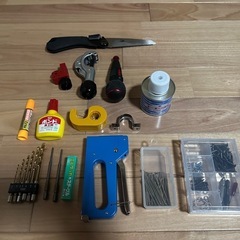 工具箱や工具大量セットの画像