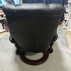 ニトリ　パーソナルリクライニングチェアの画像