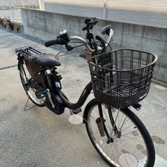 中古電動自転車（付属品付き）の画像