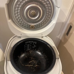 シャープ炊飯器の画像