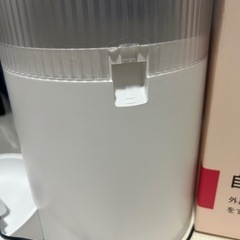 自動給餌器（カメラ付き）の画像