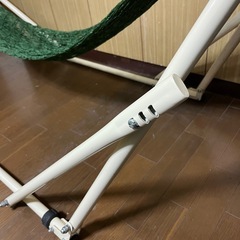 昔ながらの懐かしい雰囲気のハンモックの画像