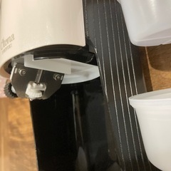 ドウシシャ(DOSHISHA) 電動 ふわふわ とろ雪 かき氷器 製氷カップ2個付き(Mサイズ) ブラック 冷凍フルーツ DTY-B2BKの画像
