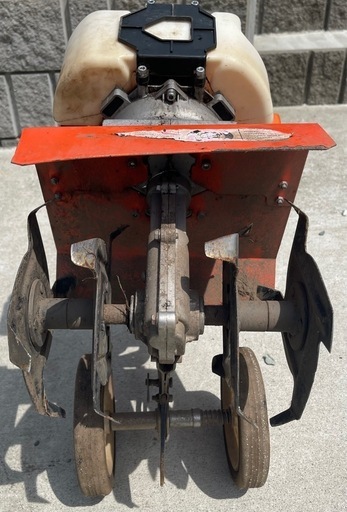 【ジャンク扱い／現品確認可】４サイクルエンジン耕運機