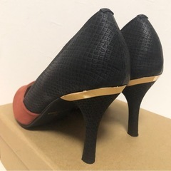 【中古品】美品 バイカラー パンプスminia スエード 秋冬 ハイヒール レディース Mの画像