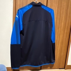 PUMA 青 ジップアップジャケット sの画像