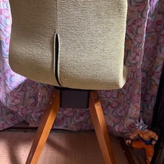 回転椅子の画像