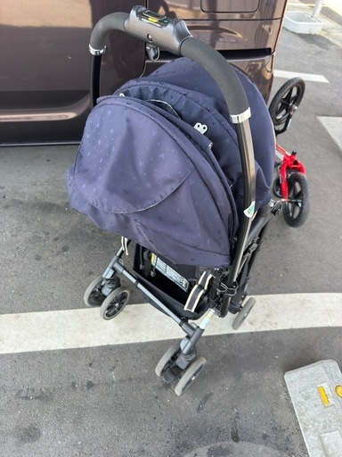 ベビーカー