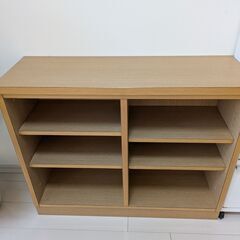 ダブルベッドとベッド回り家具5点セットの画像