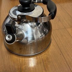 やかんの画像