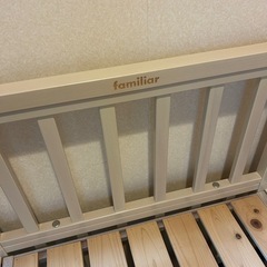 familiar ベビーベッドの画像